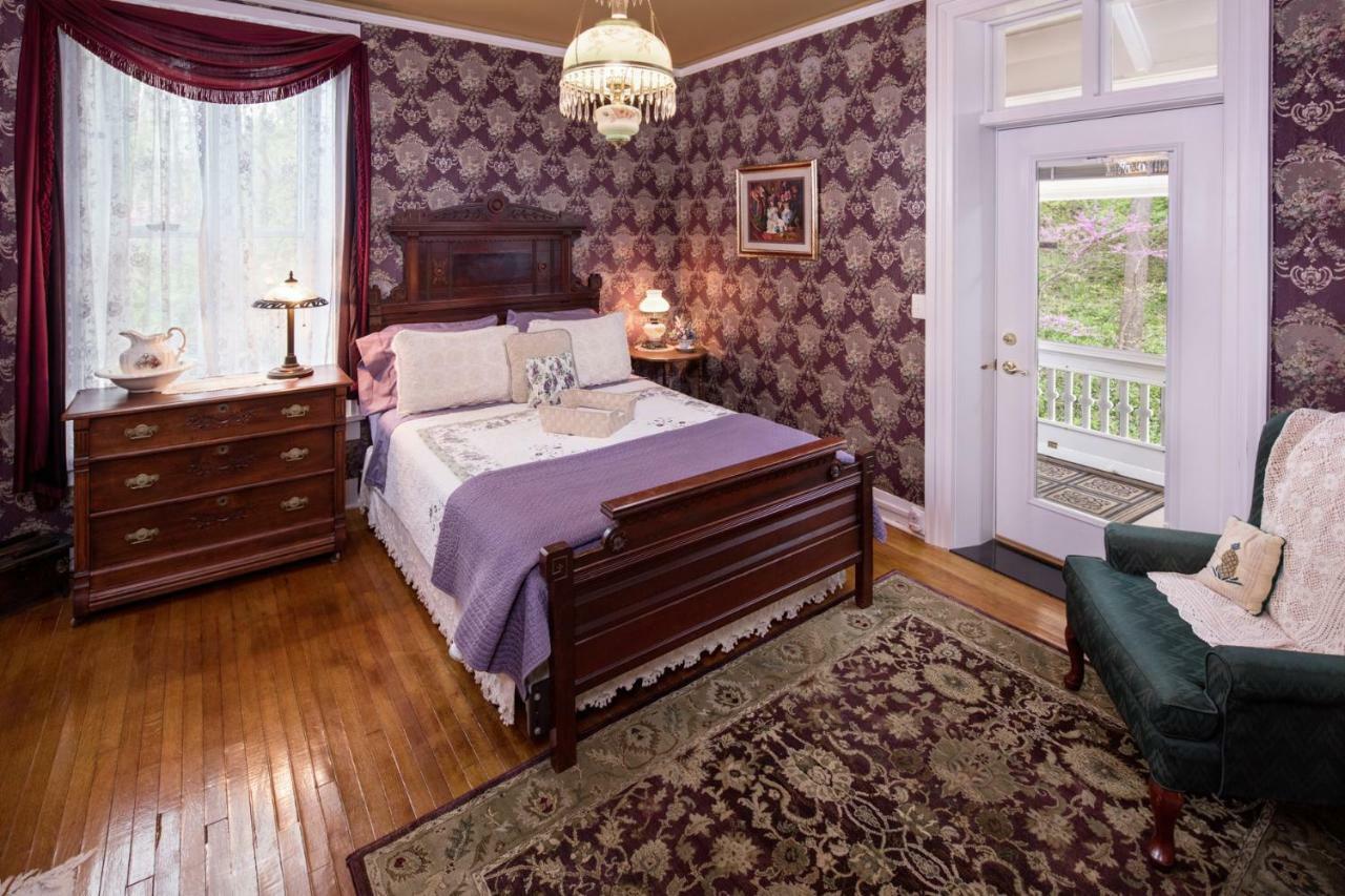 The Steamboat House Bed and Breakfast Galena Exteriör bild
