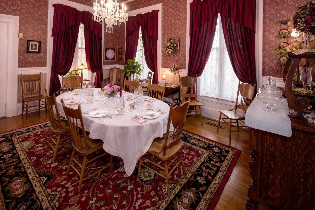 The Steamboat House Bed and Breakfast Galena Exteriör bild