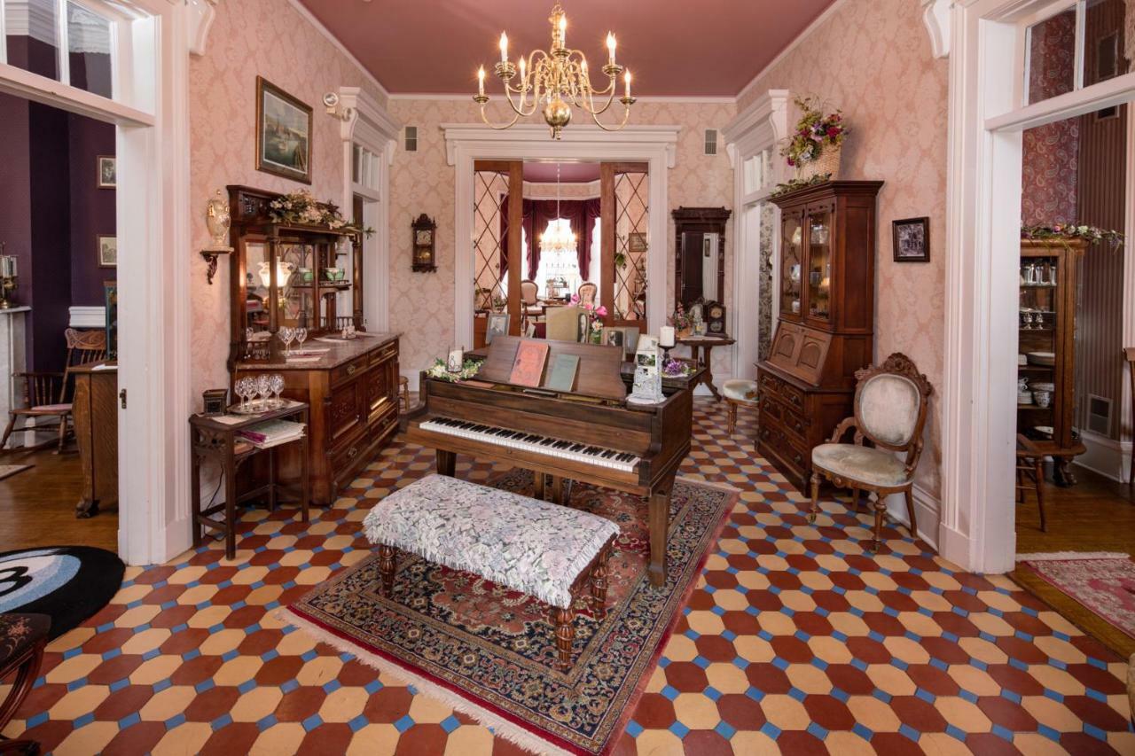 The Steamboat House Bed and Breakfast Galena Exteriör bild