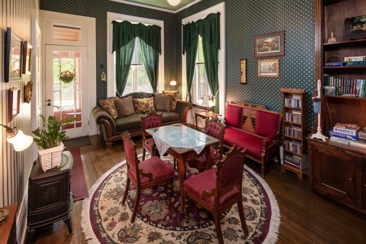 The Steamboat House Bed and Breakfast Galena Exteriör bild